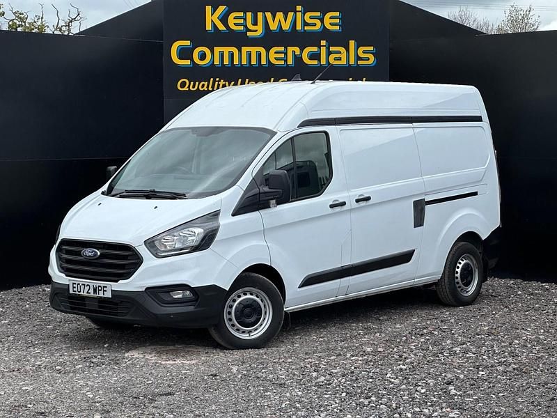 Used Ford Transit Custom 130 HP (95 kW) 2022 White Van