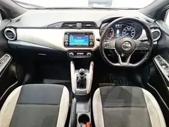 Begagnad Nissan Micra Tekna 90 HK (66 kW) 2017 Grå Halvkombi