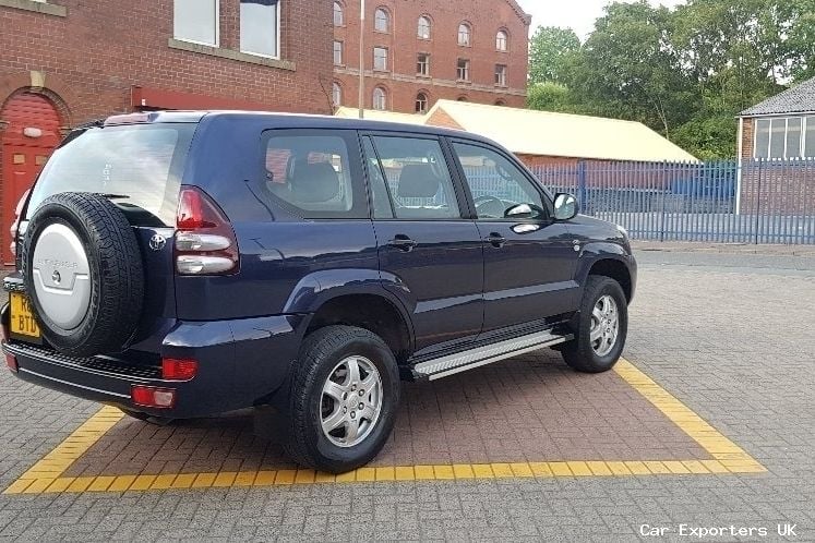 Used Toyota Land Cruiser 161 HP (118 kW) 2003 SUV