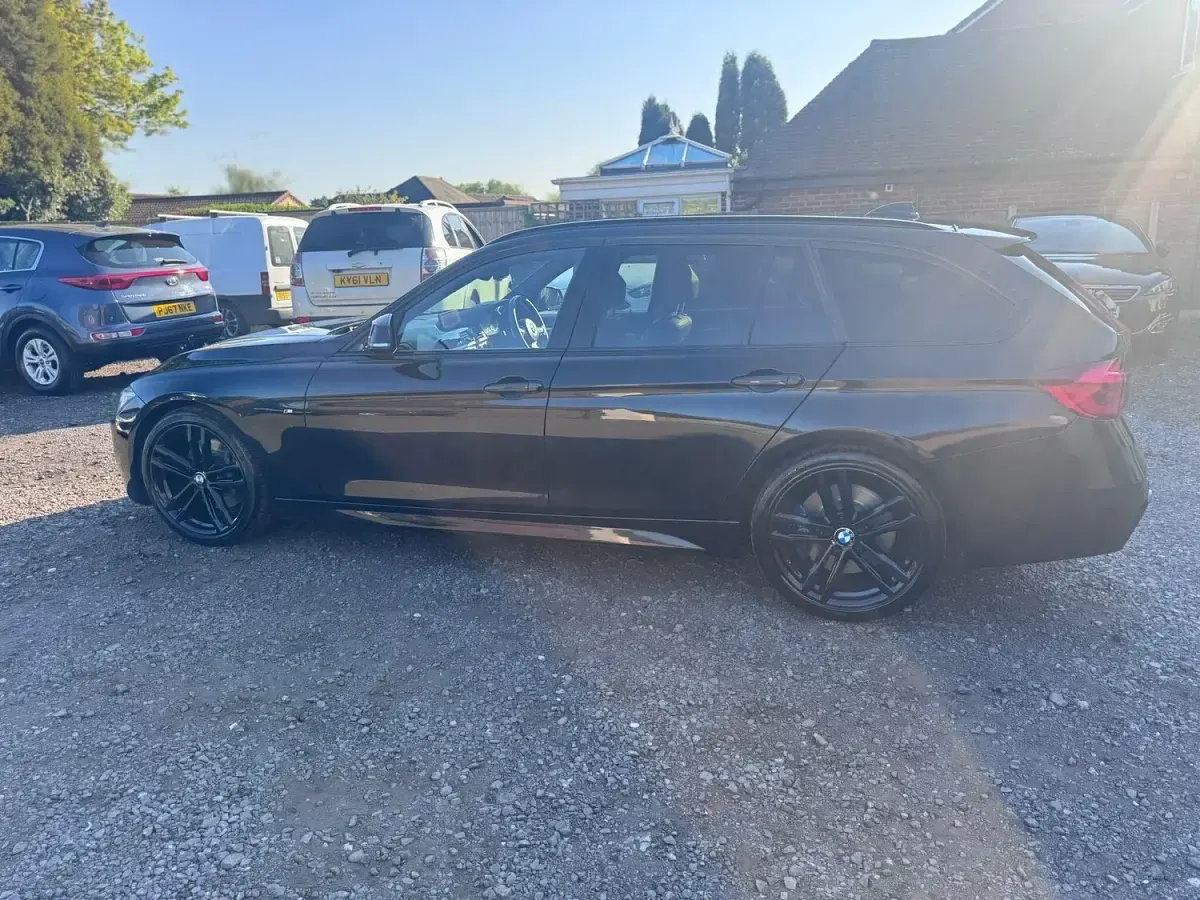 Used BMW 320 M Sport 2018 Black Estate