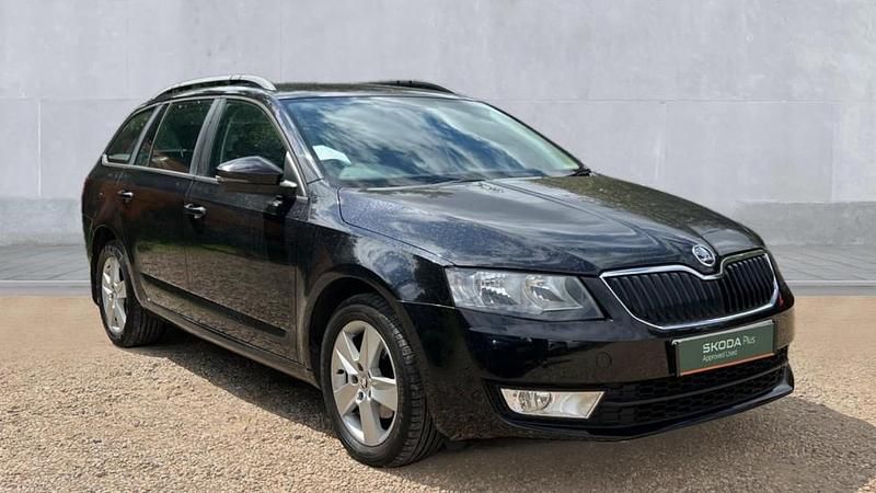 Black Used 2014 Skoda Octavia SE Estate | £9,370 (Fair price) - Image 1/1