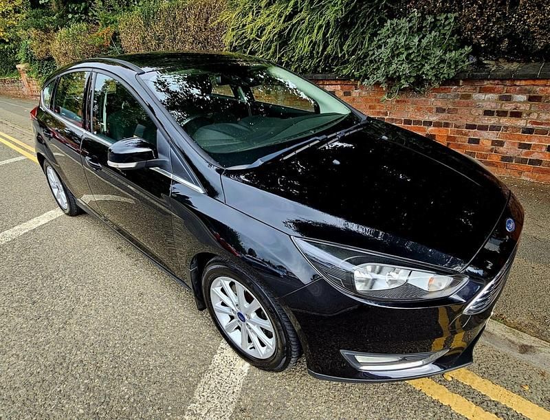 Used Ford Focus Titanium 2015 Black Hatchback