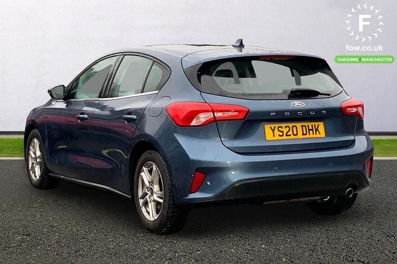 Used Ford Focus Zetec 120 HP (88 kW) 2020 Blue Hatchback