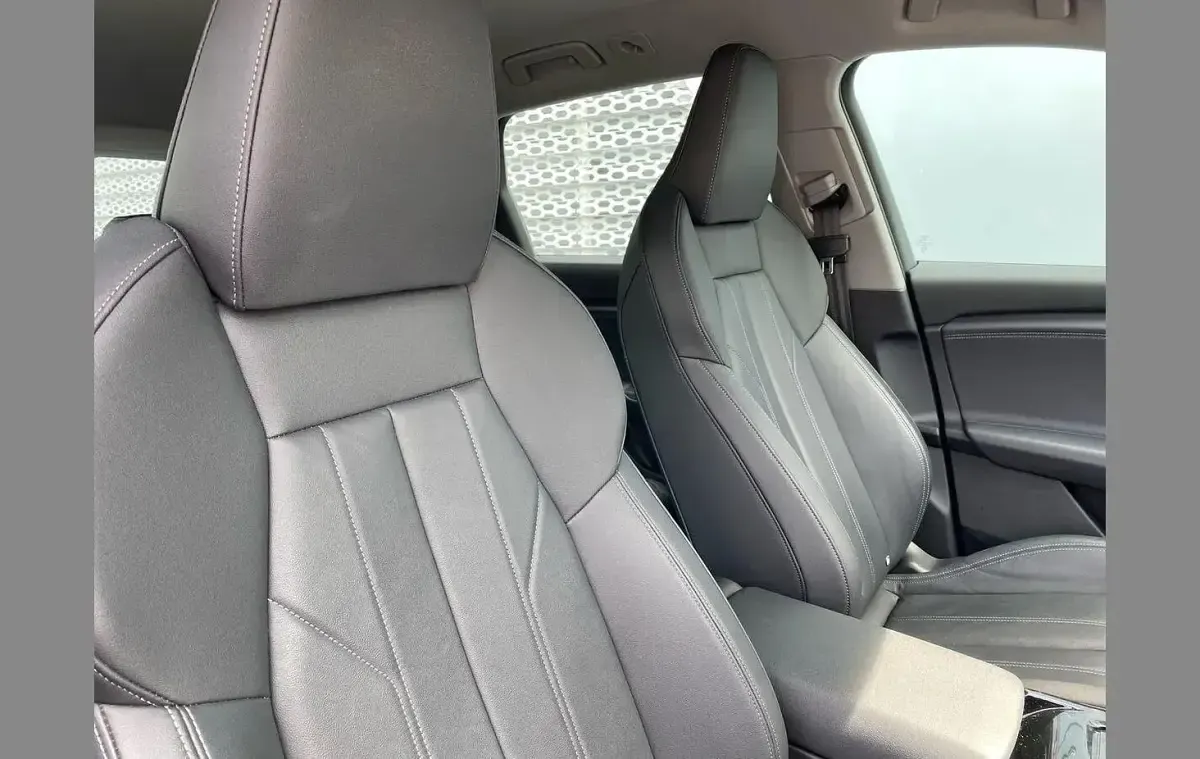 Used Audi Q6 e-tron Sport 221 kW (301 HP) 2024 White SUV