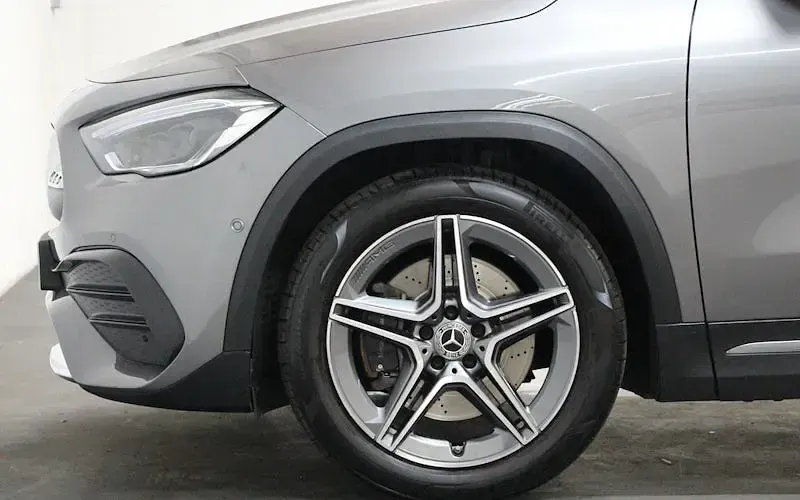 Used Mercedes GLA250 AMG Line Premium Plus 224 HP (164 kW) 2022 Grey SUV