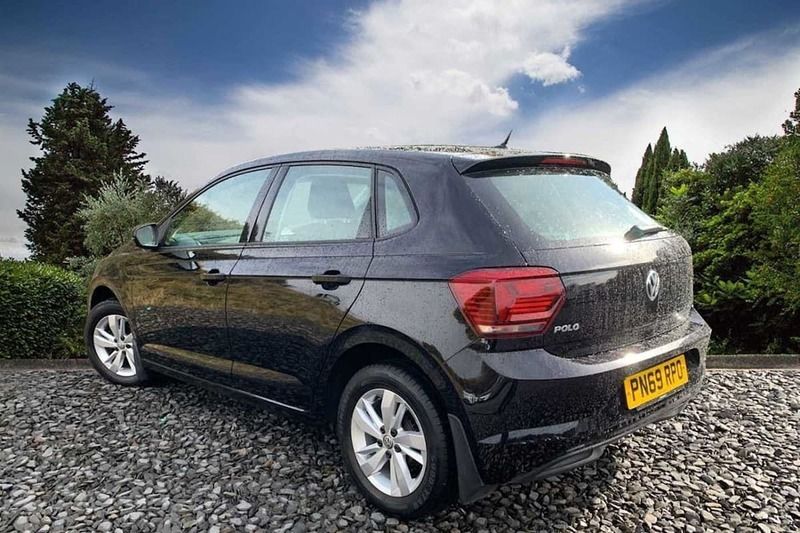Used VW Polo SE 80 HP (58 kW) 2019 Black Hatchback