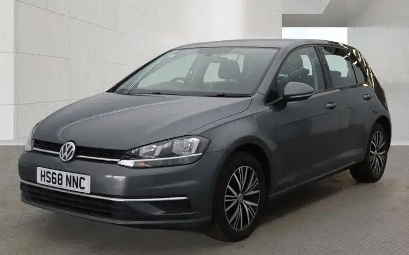 Used VW Golf VII SE 150 HP (110 kW) 2019 Hatchback
