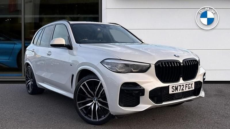 White Used 2023 BMW X5 M Sport SUV | £44,661 (Fair price) - Image 1/4