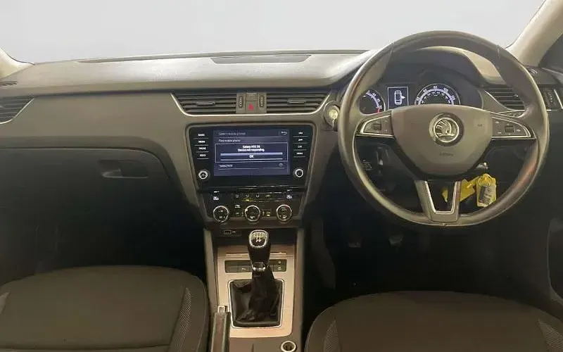 Second-hand Skoda Octavia SE Technology 116 CP (85 kW) 2020 Albastru Break