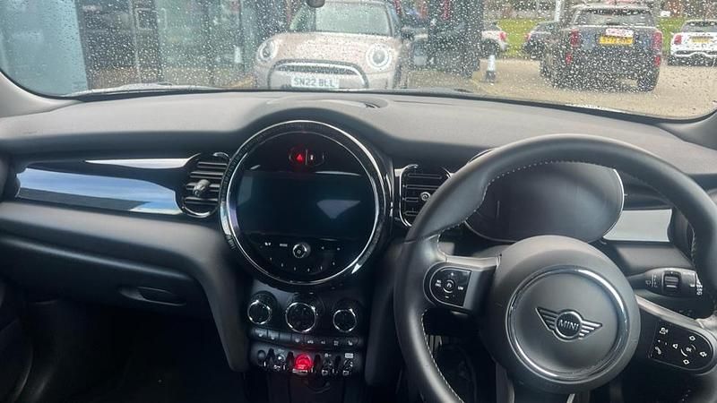 Used Mini Cooper Sport 136 HP (100 kW) 2023 White Hatchback