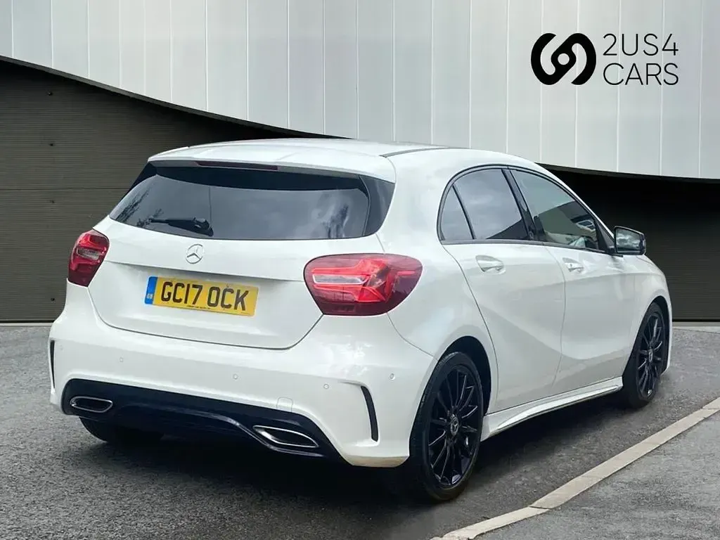 Used Mercedes A200 AMG Line Premium 136 HP (100 kW) 2017 White Hatchback