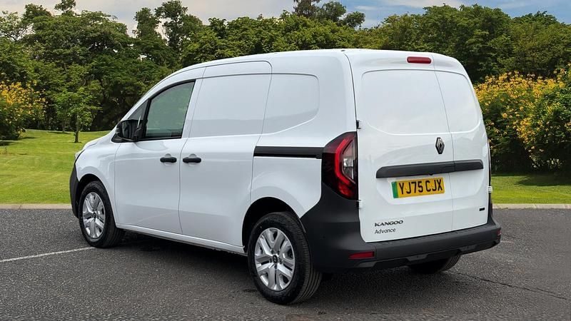 Neu Renault Kangoo 89 kW (122 PS) 2025 Van / Kleinbus