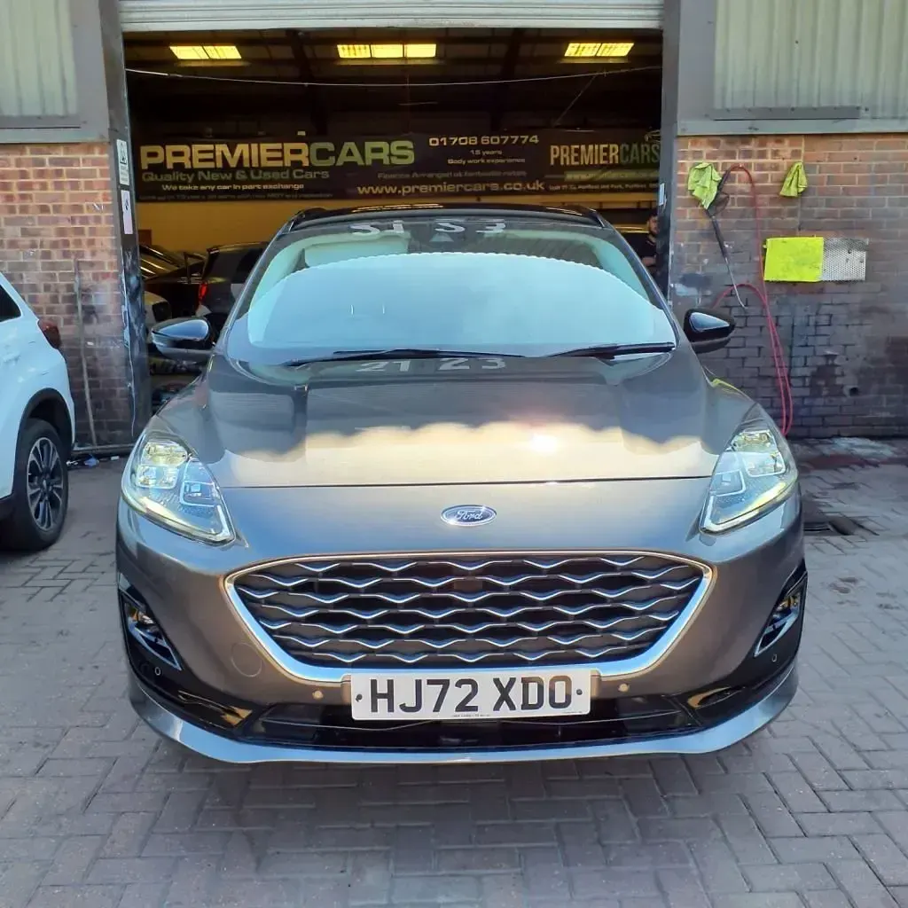 Used Ford Kuga Vignale 190 HP (139 kW) 2022 Grey SUV