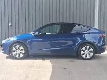 Used Tesla Model Y Long Range AWD 11 kW (15 HP) 2023 Blue SUV