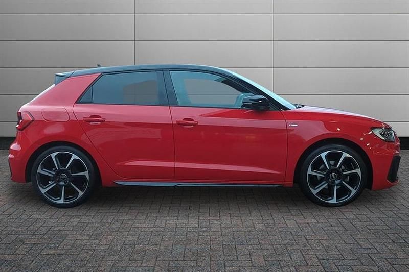 Used Audi A1 Black Edition 150 HP (110 kW) 2023 Misano red/ mythos black roof SUV