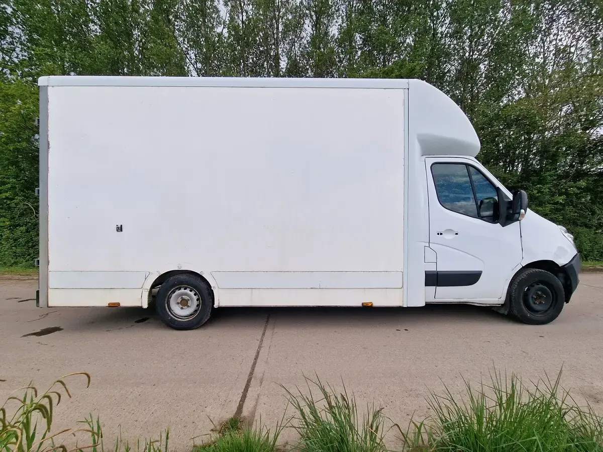 Used Renault Master Business 130 HP (95 kW) 2018 White Van