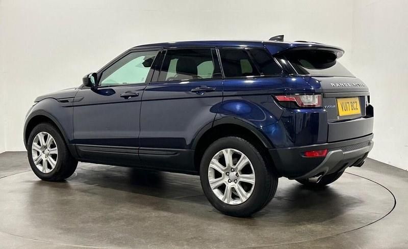 Used Land Rover Range Rover evoque SE 150 HP (110 kW) 2017 Blue SUV