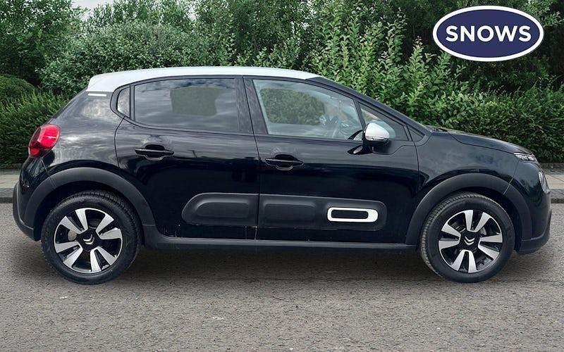 Used Citroën C3 PureTech 83 HP (61 kW) 2024 Black Hatchback