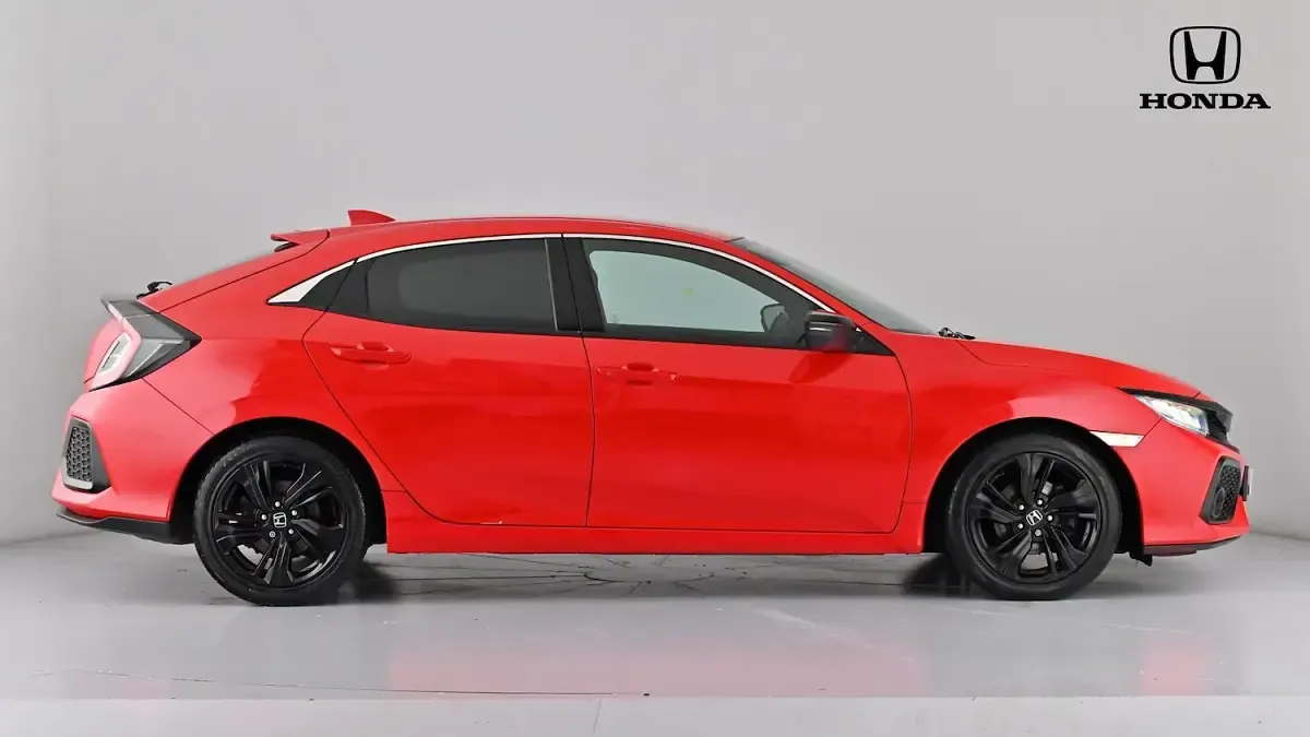 Used Honda Civic SR 126 HP (92 kW) 2020 Red Hatchback