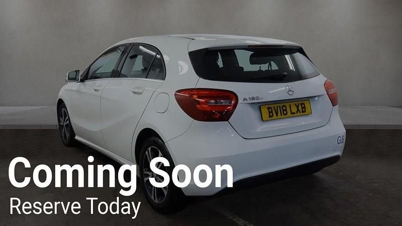 Used Mercedes A180 AMG line 2018 White Hatchback