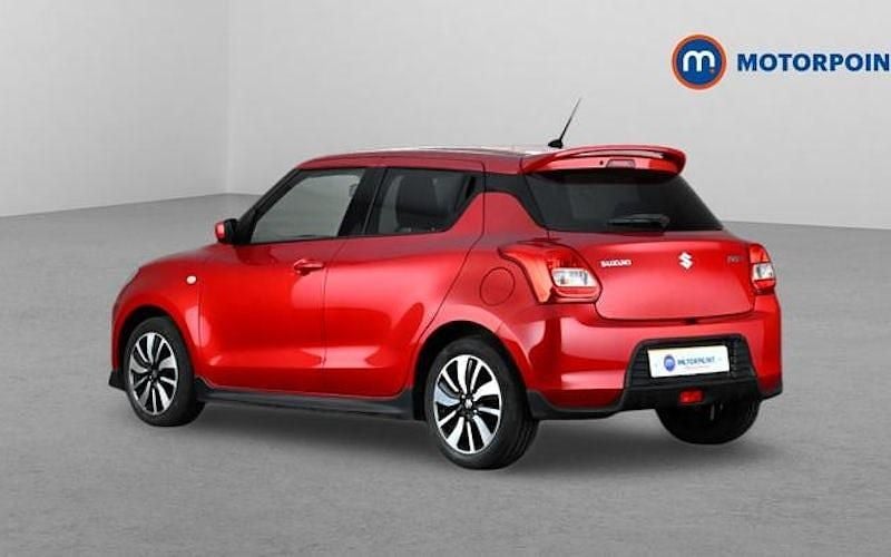 Usado Suzuki Swift 90 HP (66 kW) 2019 Vermelho Citadino