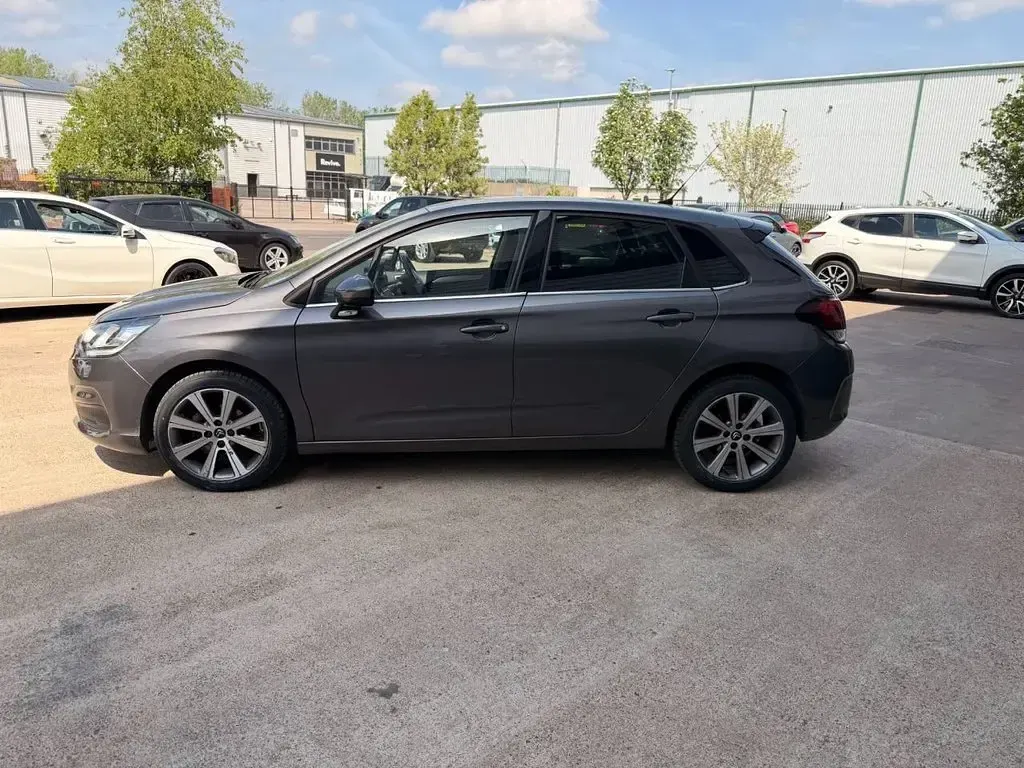 Used Citroën C4 Platinum 100 HP (73 kW) 2018 Grey Hatchback