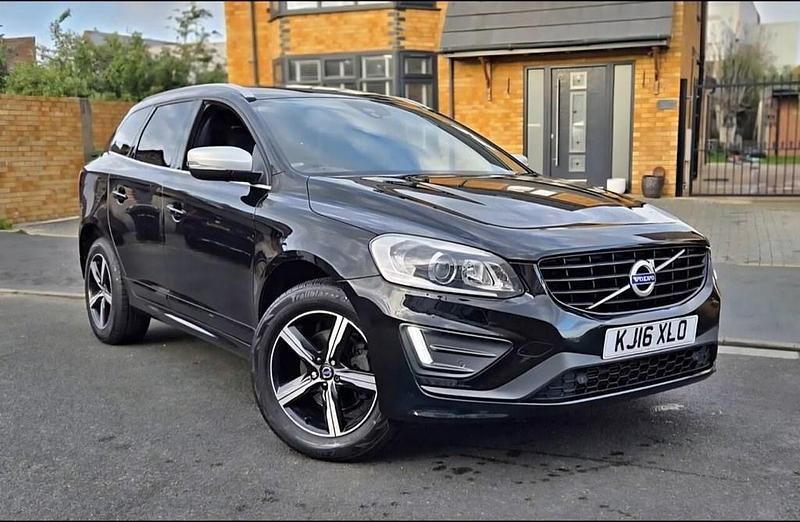 Used Volvo XC60 R-Design 220 HP (161 kW) 2016 Black SUV