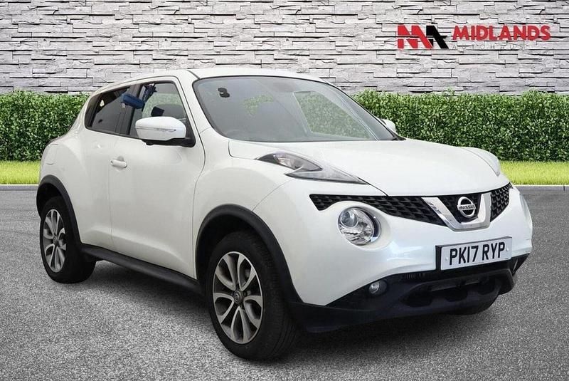 White Used 2017 Nissan Juke Tekna SUV | £8,900 (Fair price) - Image 1/3
