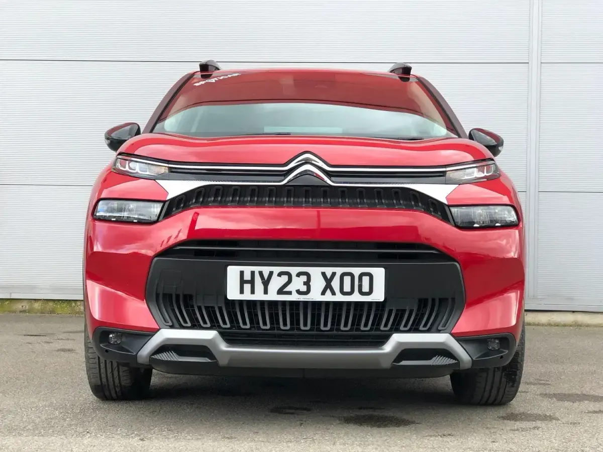 Used Citroën C3 Aircross PureTech 130 HP (95 kW) 2023 Red SUV