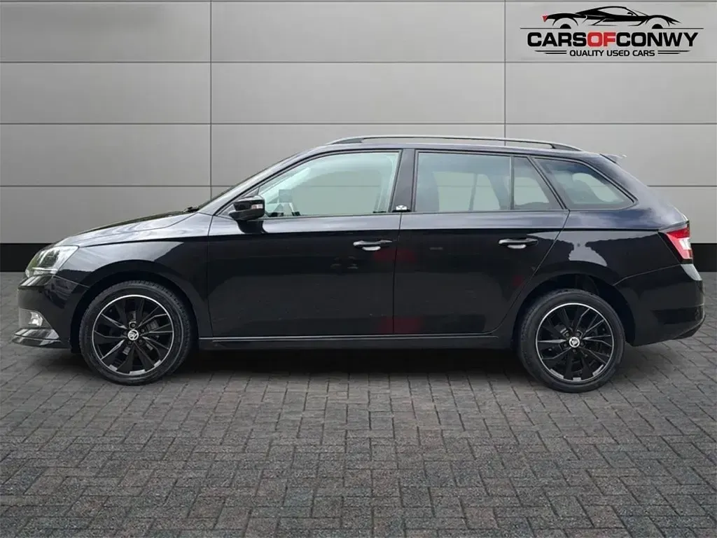 Used Skoda Fabia Monte Carlo 90 HP (66 kW) 2017 Black Estate