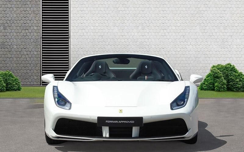 Used Ferrari 488 670 HP (492 kW) 2016 Cabriolet