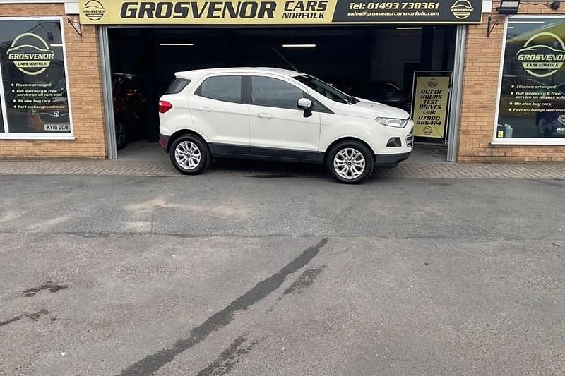 White Used 2016 Ford Ecosport Zetec SUV | £6,995 (Fair price) - Image 1/1