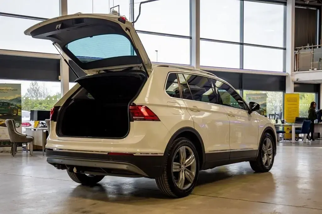 Begagnad VW Tiguan SEL 150 HK (110 kW) 2018 Vit SUV