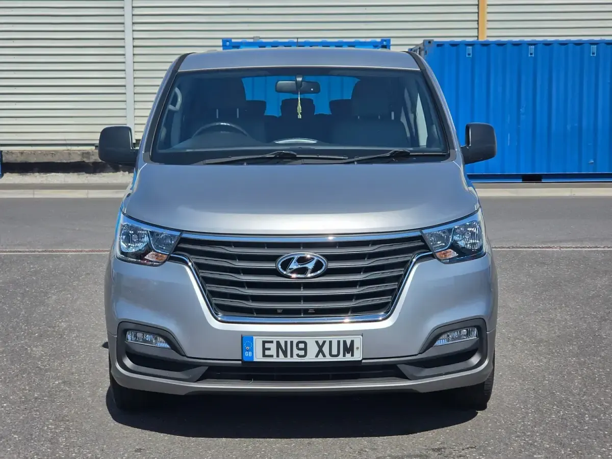 Used Hyundai I800 SE 2019 Silver MPV