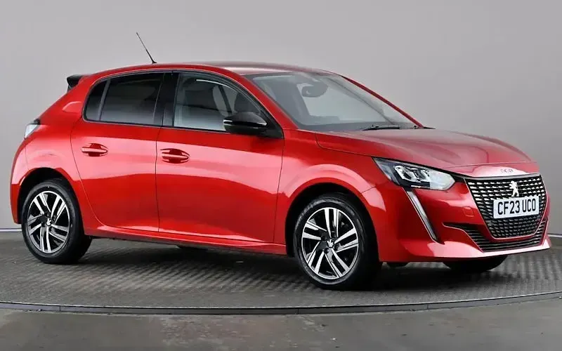 Used Peugeot 208 Allure+ 131 HP (96 kW) 2023 Hatchback
