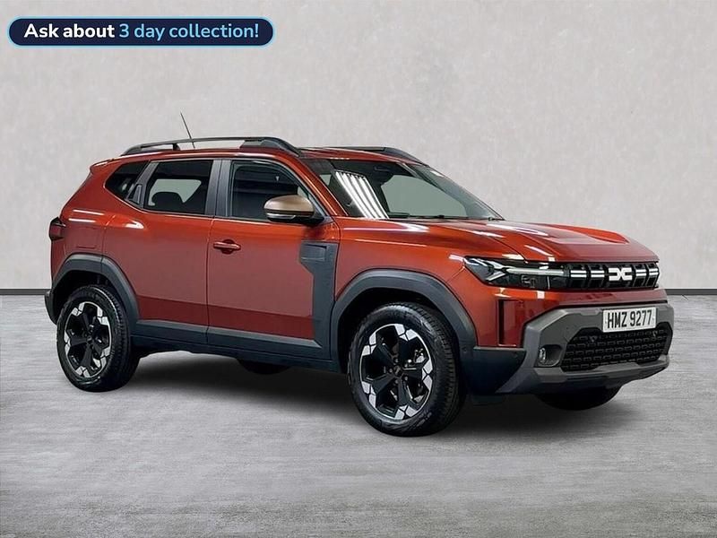 Brown Used 2025 Dacia Duster Extreme SUV | £23,995 - Image 1/4