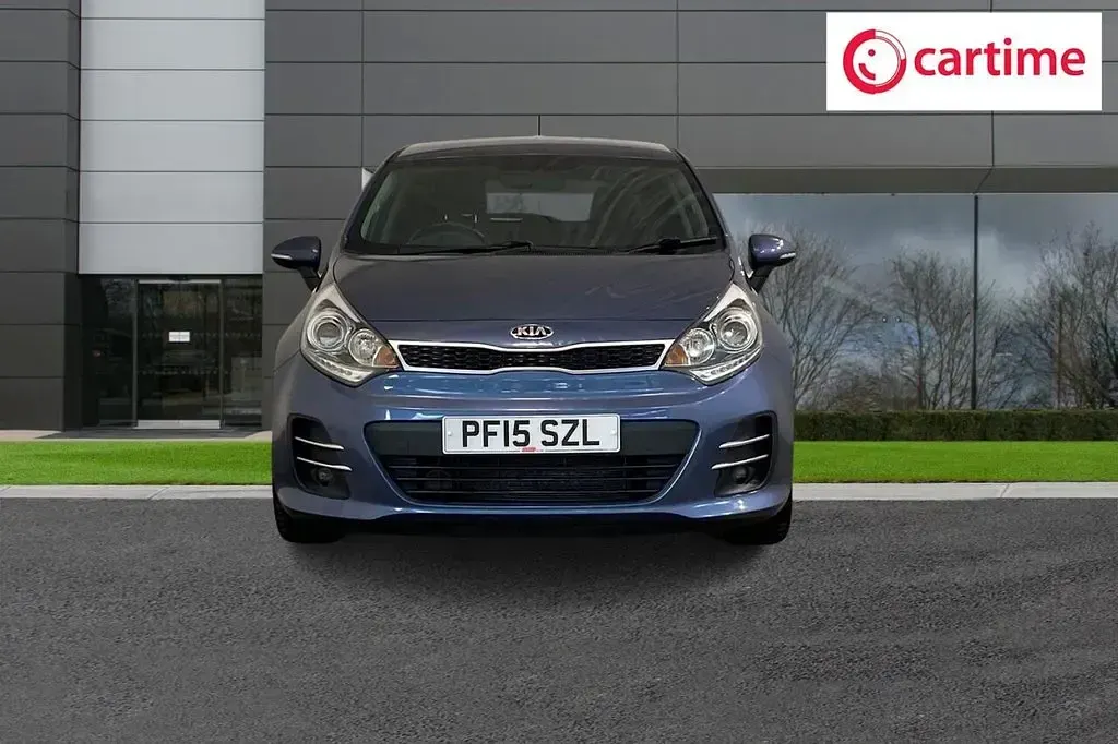 Used Kia Rio 109 HP (80 kW) 2015 Blue Hatchback