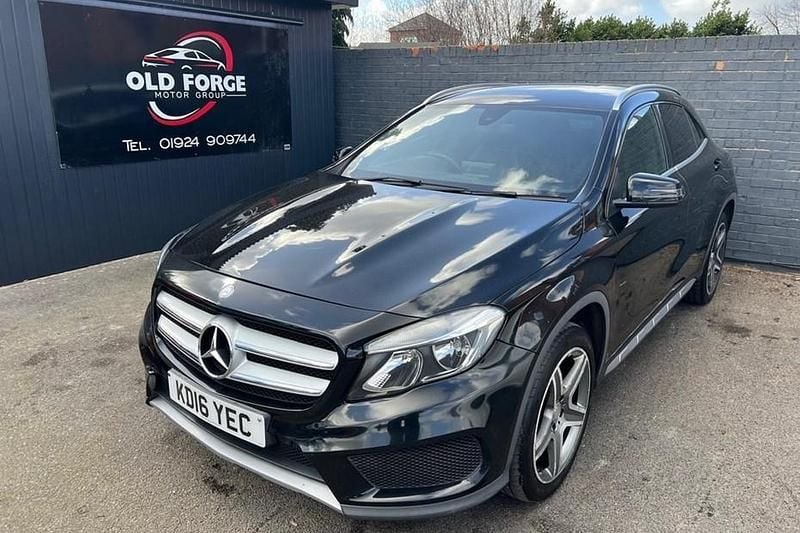 Used Mercedes GLA220 AMG line 2016 Black SUV