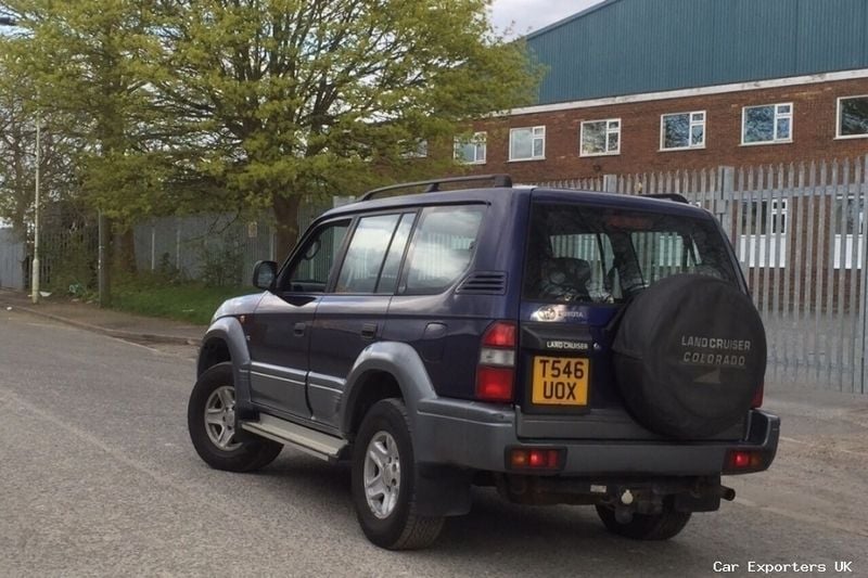 Used Toyota Land Cruiser 123 HP (90 kW) 1999 SUV