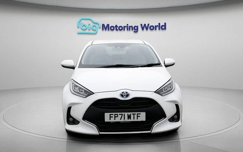 Used Toyota Yaris Hybrid 116 HP (85 kW) 2024 Hatchback