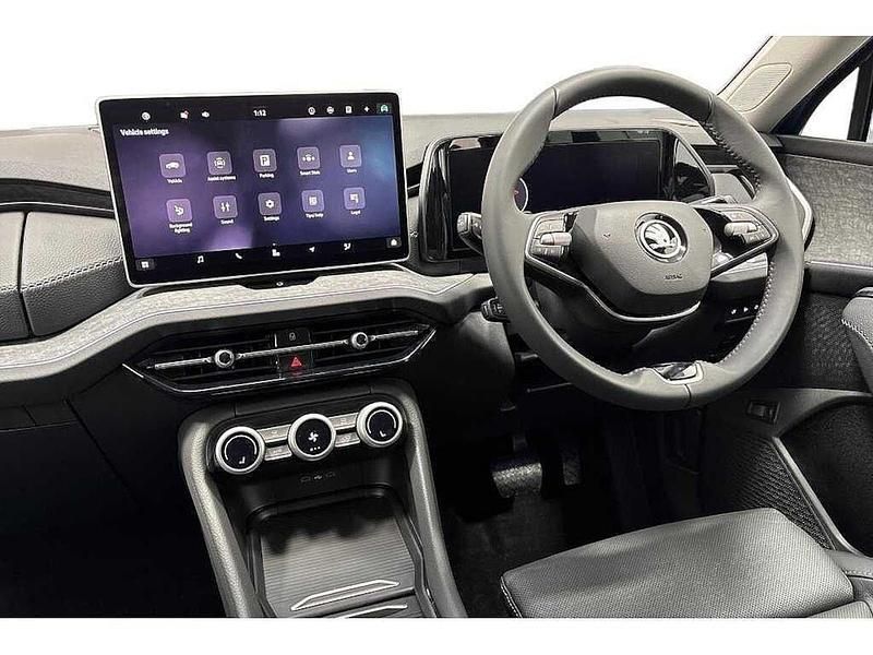 New Skoda Kodiaq SE L 142 HP (104 kW) 2025 Race blue metallic SUV