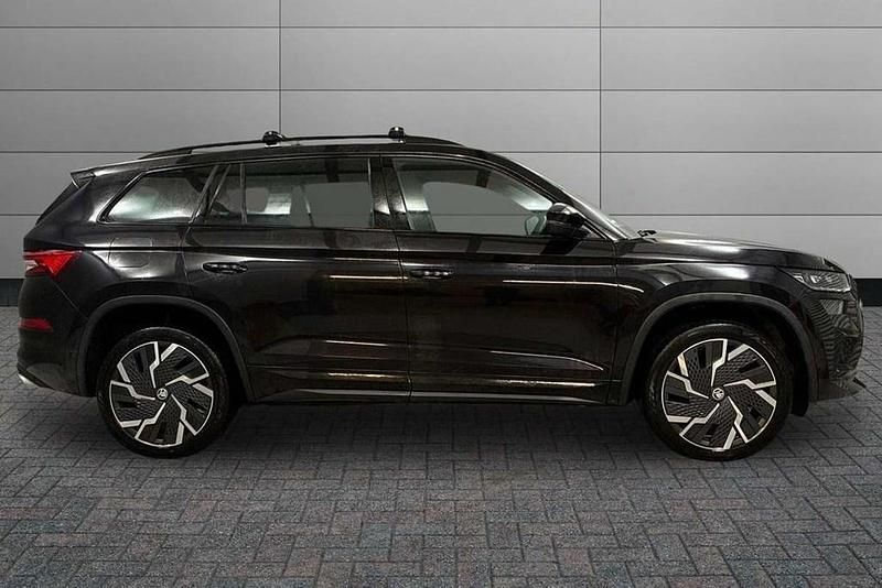 Second-hand Skoda Kodiaq vRS 241 CP (177 kW) 2024 Negru SUV