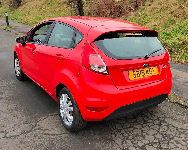Used Ford Fiesta Style 2015 Red Hatchback