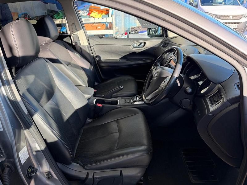 Grey Used 2017 Nissan Pulsar Tekna Hatchback | £7,995 (A bit pricey) - Image 1/4