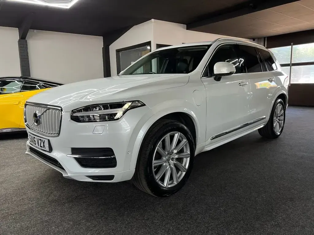 Used Volvo XC90 Inscription 2016 White SUV