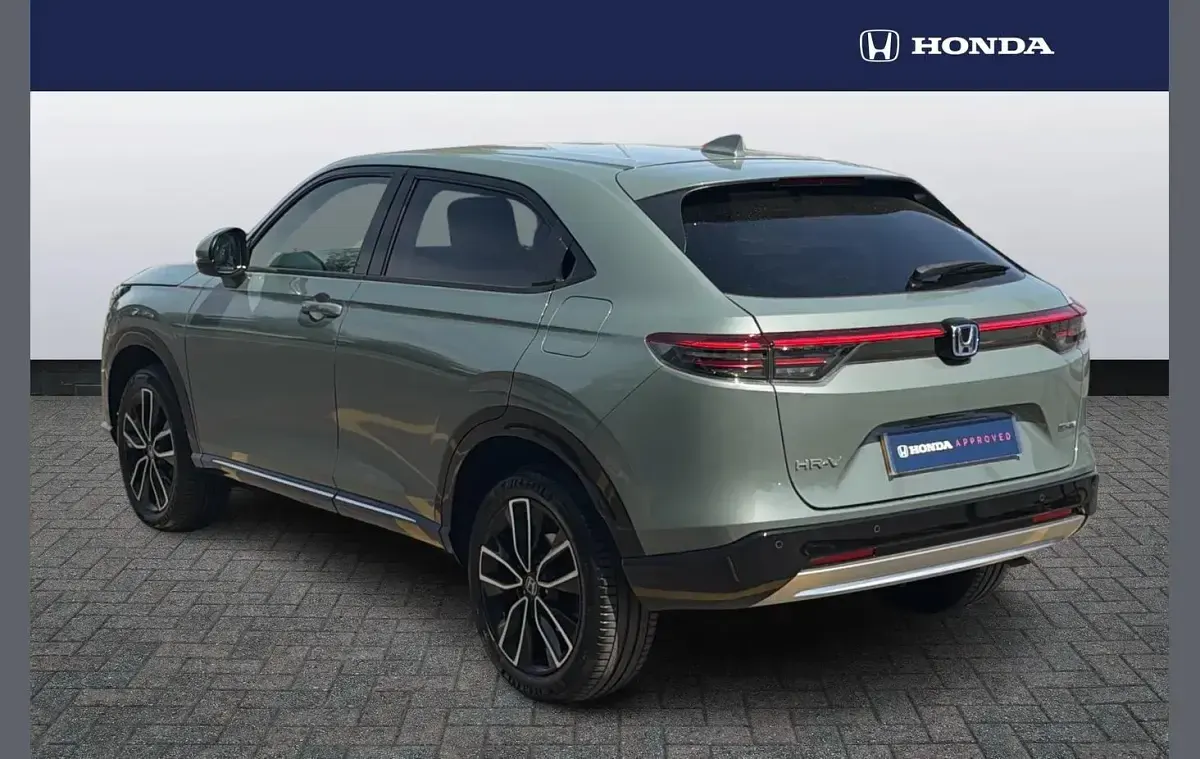 Used Honda HR-V Advance 131 HP (96 kW) 2025 Green SUV