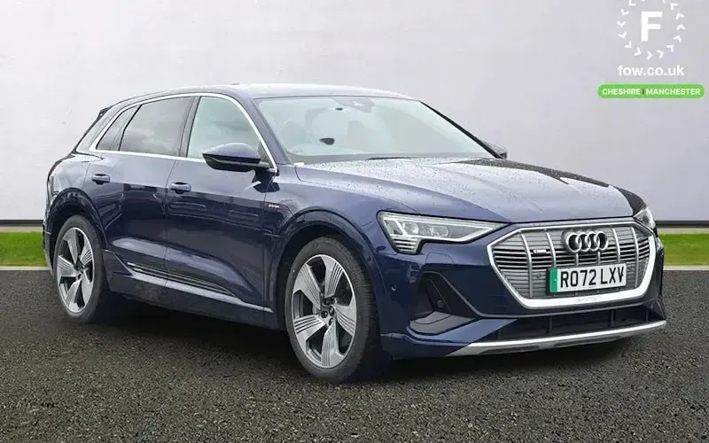 Usado Audi e-tron S-Line 230 kW (313 HP) 2022 SUV