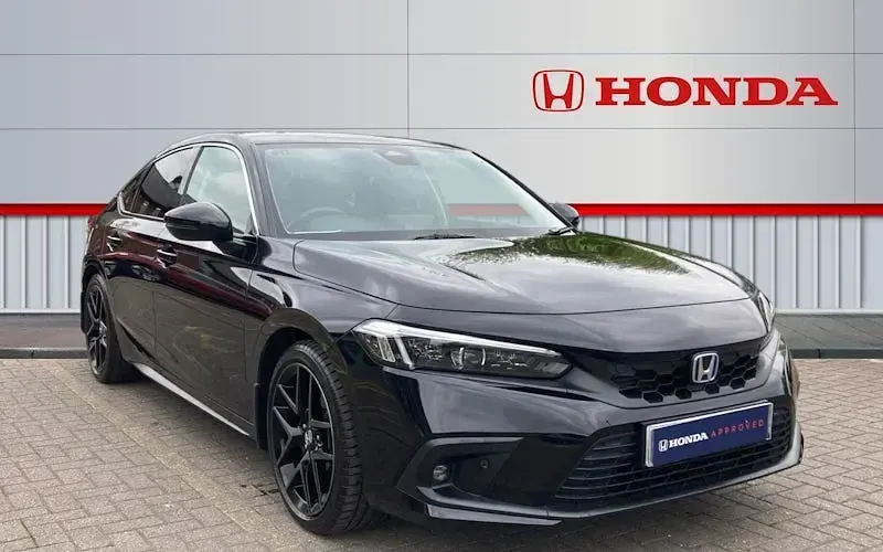Second-hand Honda Civic Advance 143 CP (105 kW) 2025 Hatchback