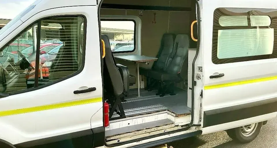 Used Ford Transit 130 HP (95 kW) 2021 White MPV