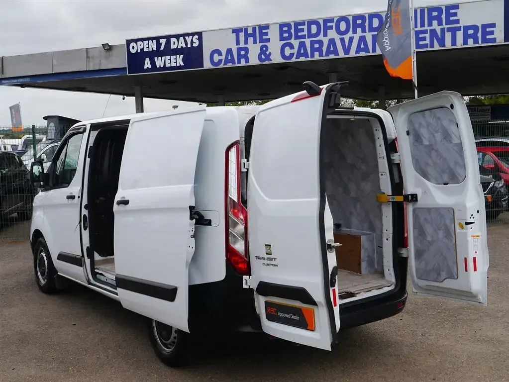 Used Ford Transit Custom 130 HP (95 kW) 2019 White Van